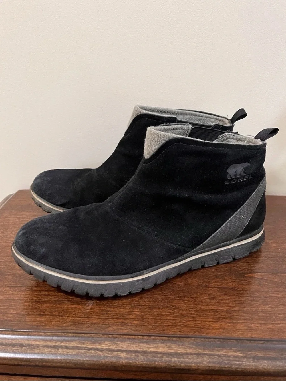 Sorel Waterproof Black Suede Ankle Bootie Pull On Lined Women's Boots Size 10